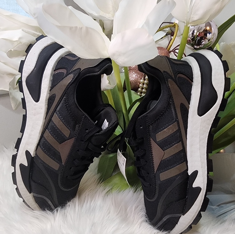 Men's adidas Retropy P9 Sneakers size8.5 new